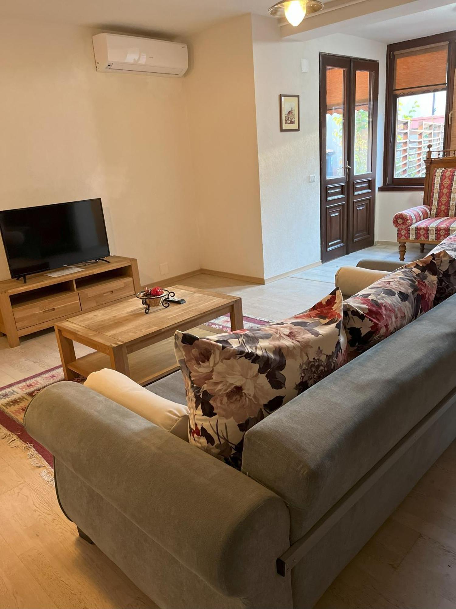Cozy Apartment Brasov Exterior photo